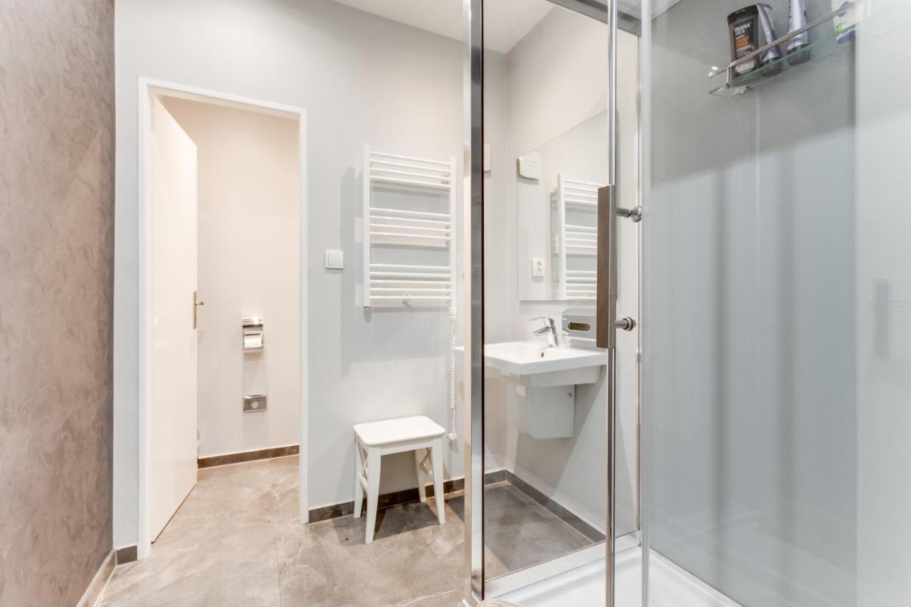 Lovely Apartments Heart Of Прага Экстерьер фото